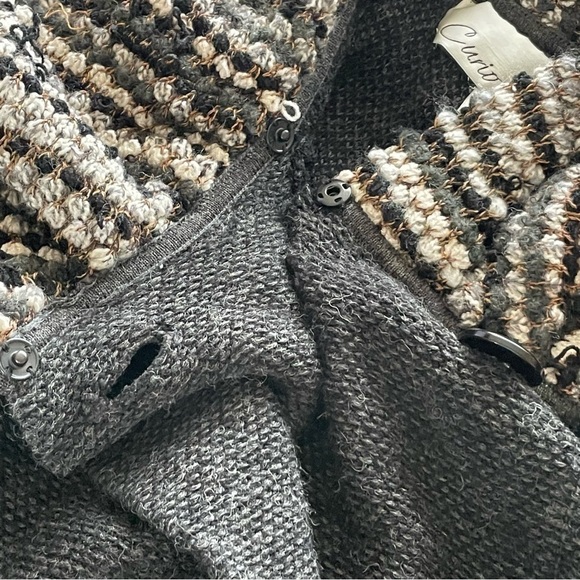 ✅HOST Pick✅ Curio New York High Cowl Neck Sweater, Large - Picture 11 of 16